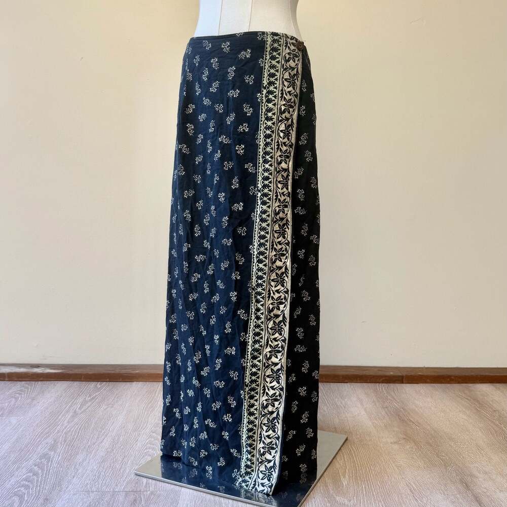 Vintage Black Floral Print Wrap Skirt